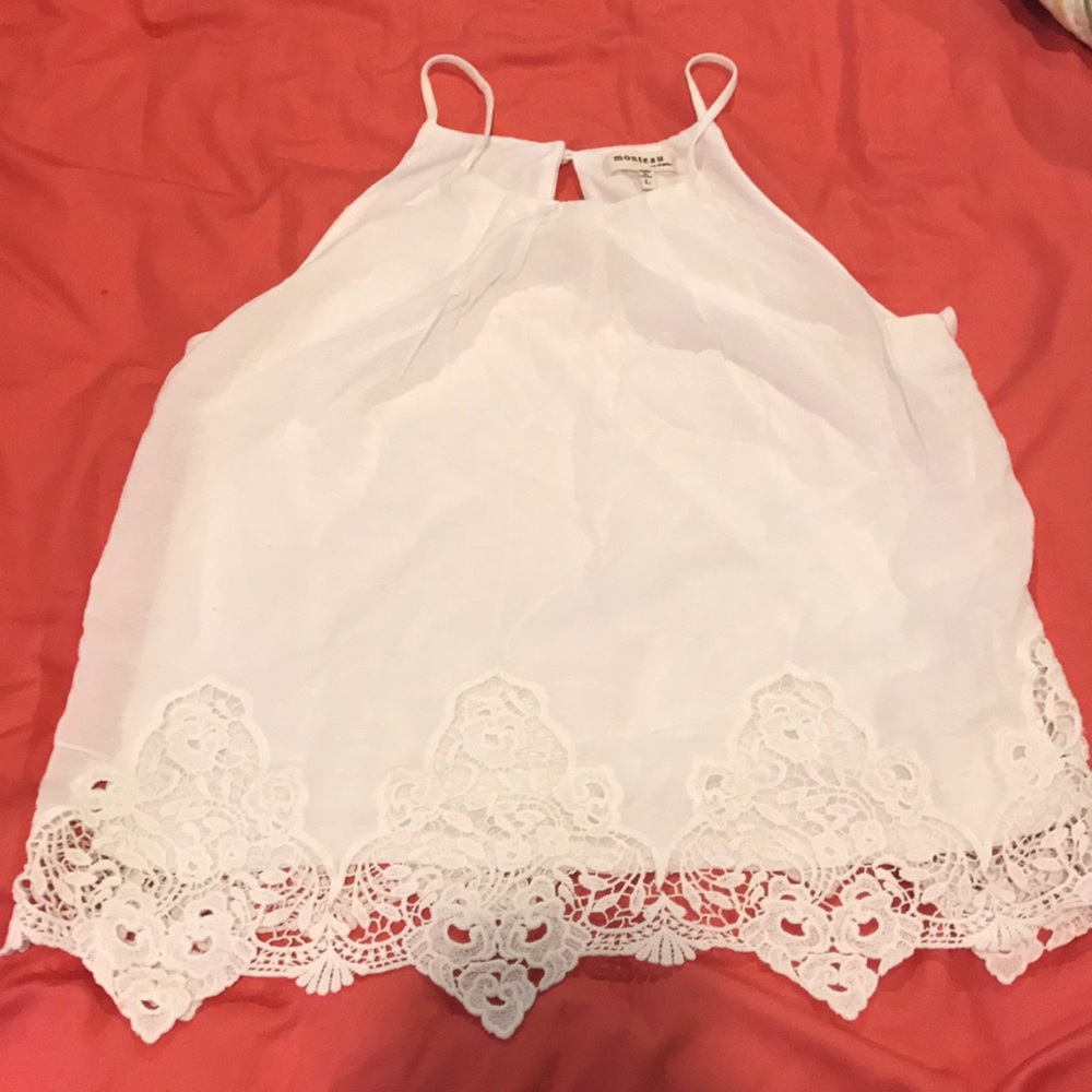 White linen, lace tank